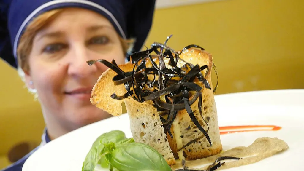 Miseria e Nobiltà_Busso_slider_image_3