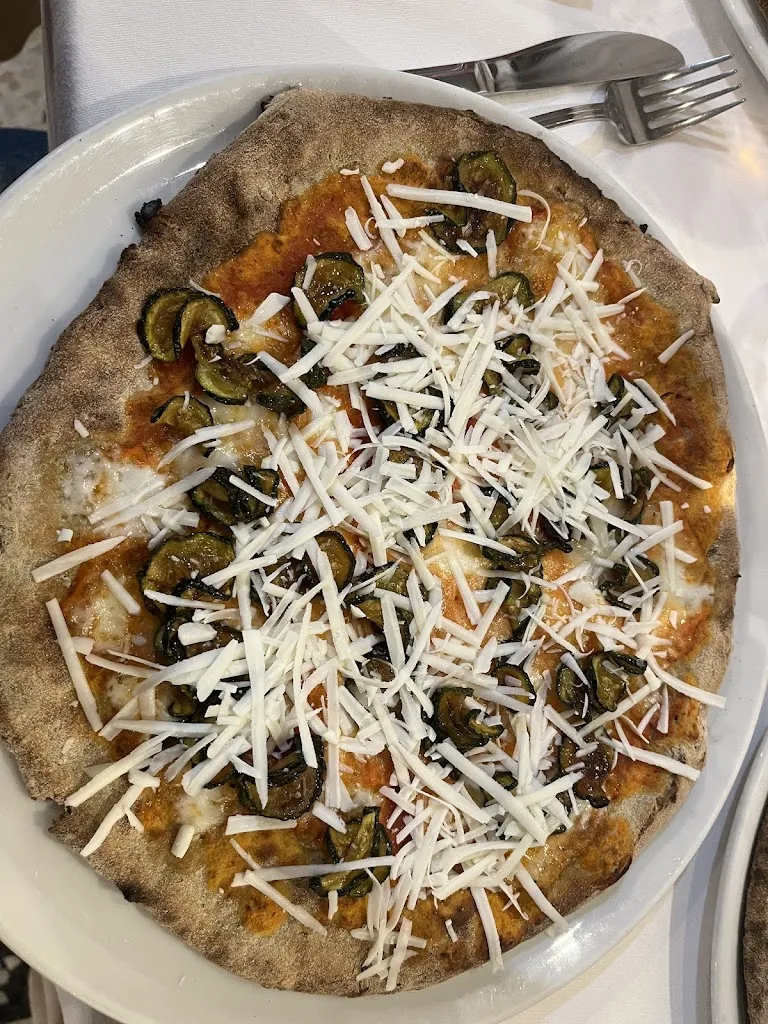 Stefano Bianco_Hermano • Ristorante Pizzeria_Castellaneta_review