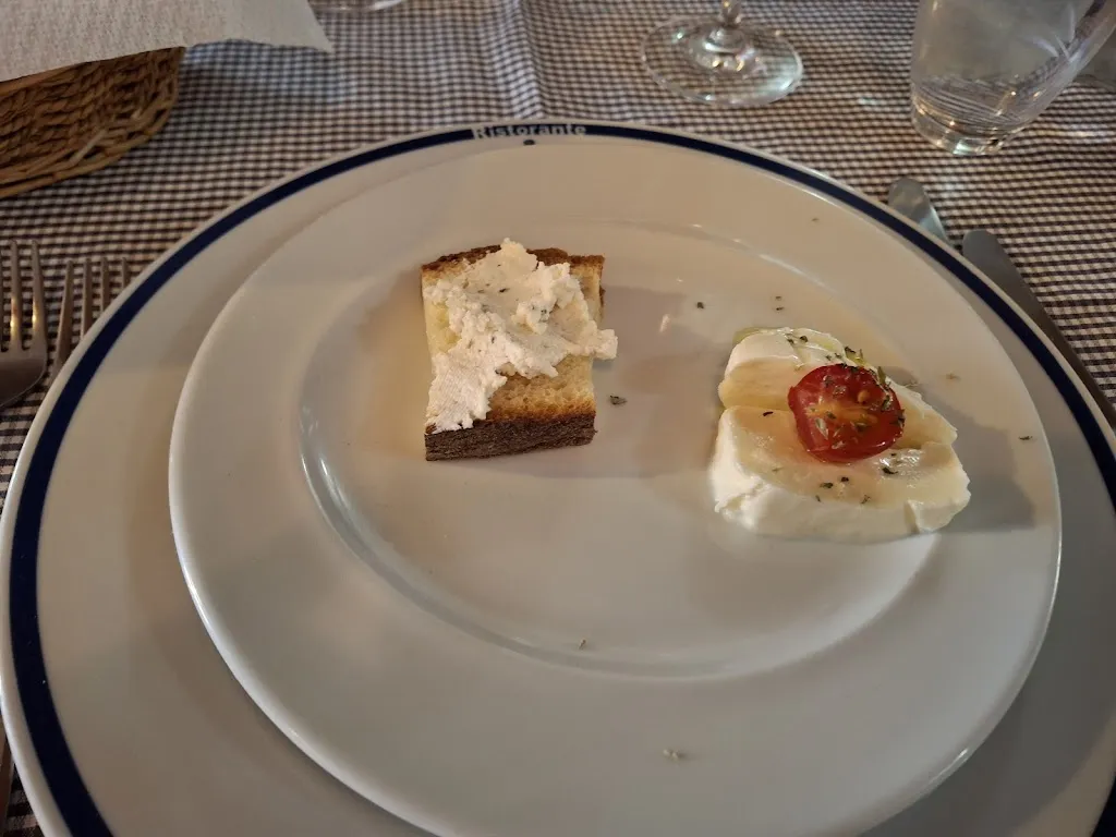 Maria Cristina CARUSO_Trattoria Adriano_Carovilli_recensione