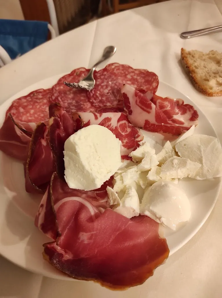 Menu_HOTEL VIOLA & PIZZERIA 