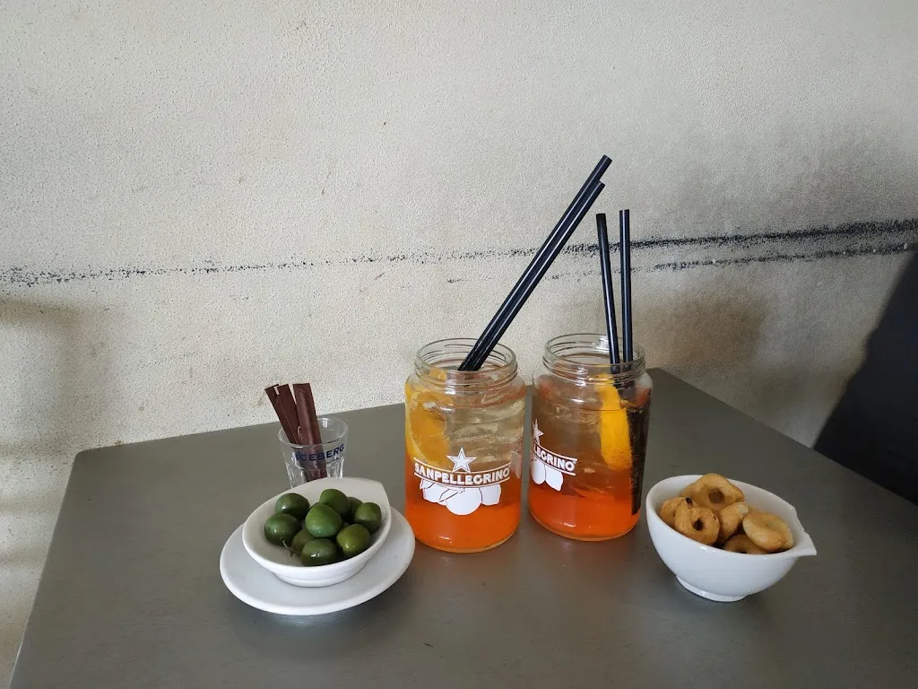 Milena Napoli_BAR CENTRALE_Casacalenda_review