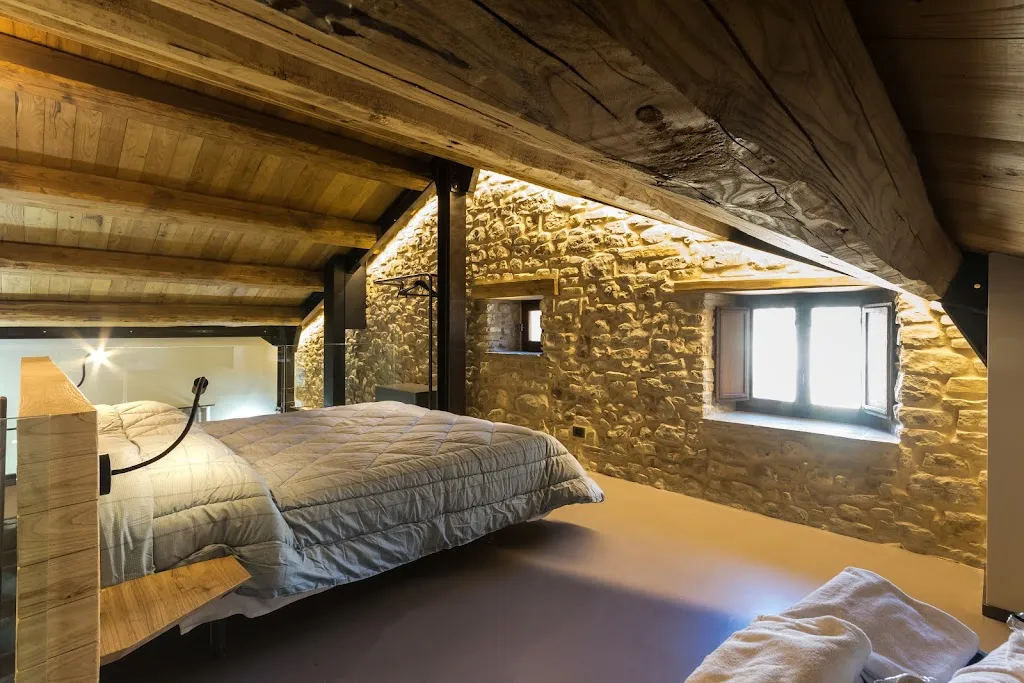 Borgotufi Albergo Diffuso_Castel del Giudice_slider_image_3