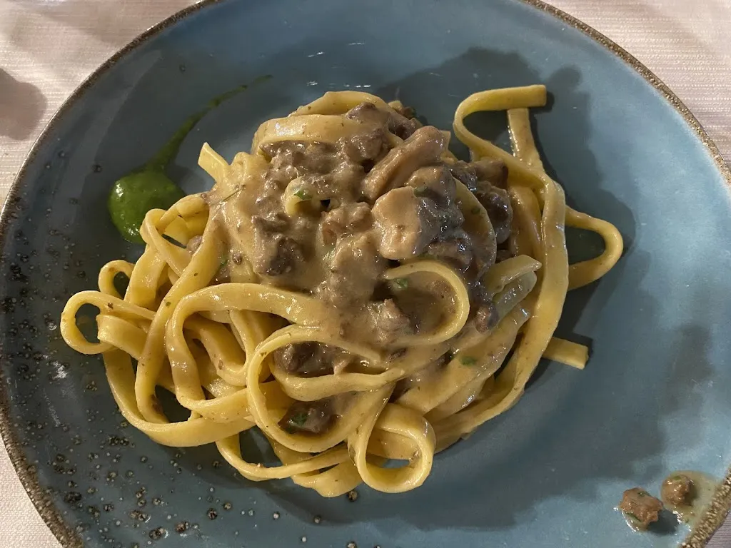 Manlio Tassieri_Locanda Belvedere_Castel San Vincenzo_review