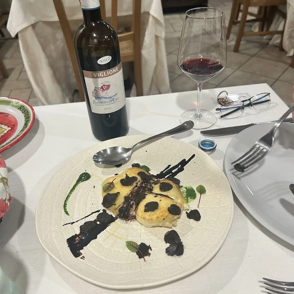 Rebecca Cary-Anderson_Locanda Belvedere_Castel San Vincenzo_review