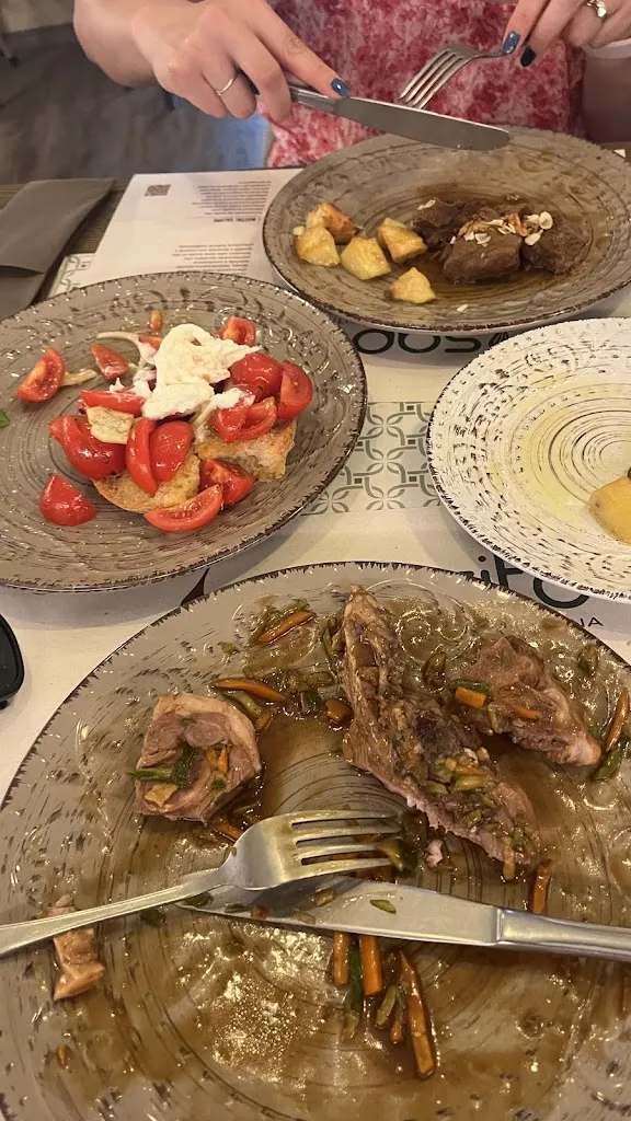 matthew clifford_Saporito_Castel San Vincenzo_recensione