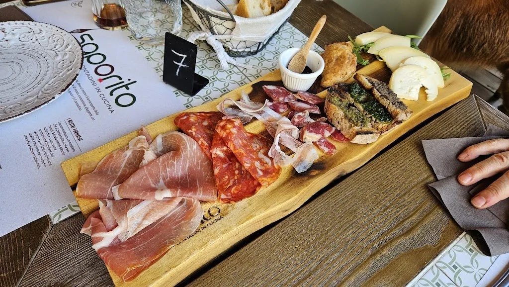 Saporito_Castel San Vincenzo_slider_image_3