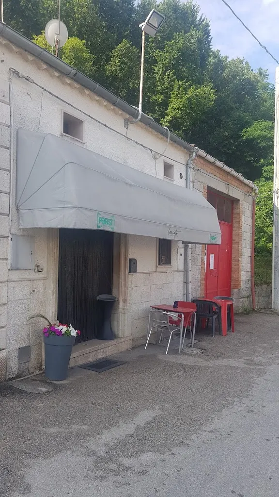 Donato Masucci_Lassotto Academy Bar_Castellino del Biferno_review