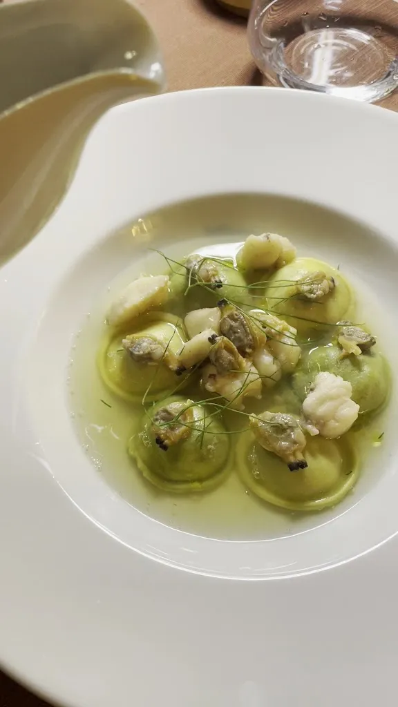 Gold Eno-Restaurant_Castelmauro_slider_image_2