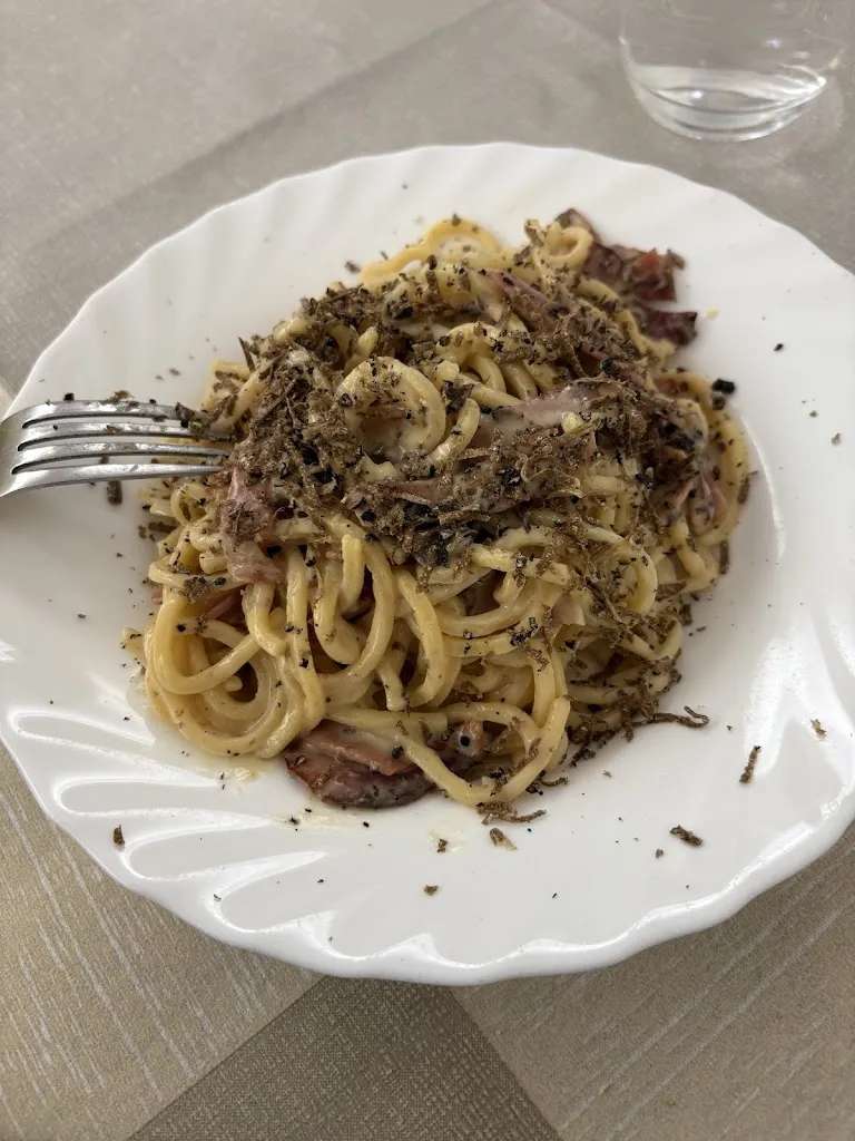 Uno Dopo L'Altro_Castelpizzuto_slider_image_2