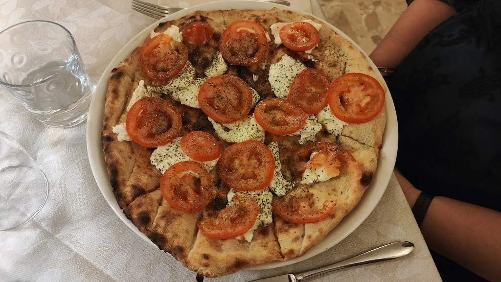 Carmencita Di Lorenzo_Ristorante Pizzeria La Fonte Kilometrozero_Castropignano_review