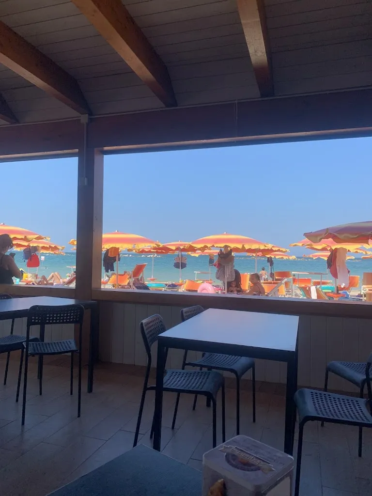 Tatiana Banin_Lido Rosa dei Venti di Moscatiello Fabio_Campomarino_review