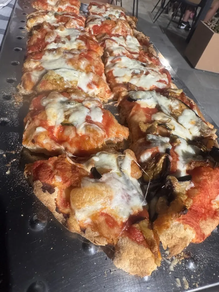 Madre Pizza restaurant in Campomarino