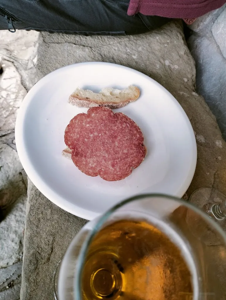 Menu_Bar La Taverna...snack bar...ristoro...gelati..panini_Castelpetroso_image_5