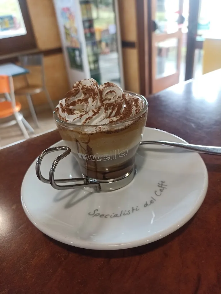 Bar La Taverna...snack bar...ristoro...gelati..panini_Castelpetroso_slider_image_2