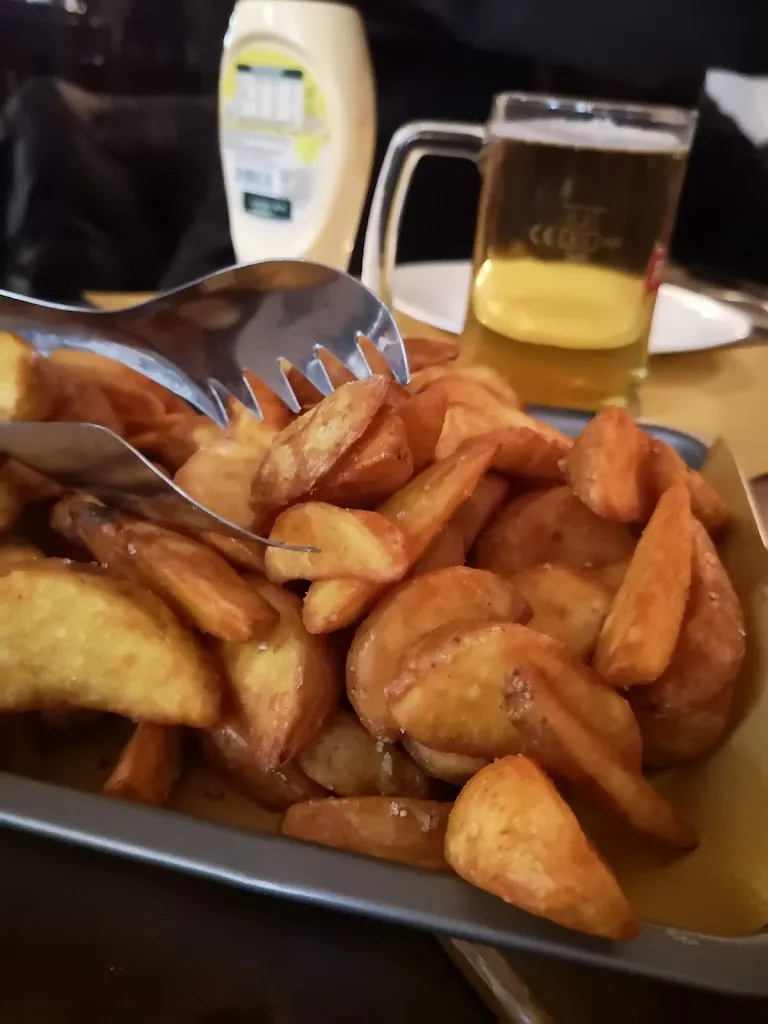 Emanuele Scocchera_Better Pub_Cerro al Volturno_review