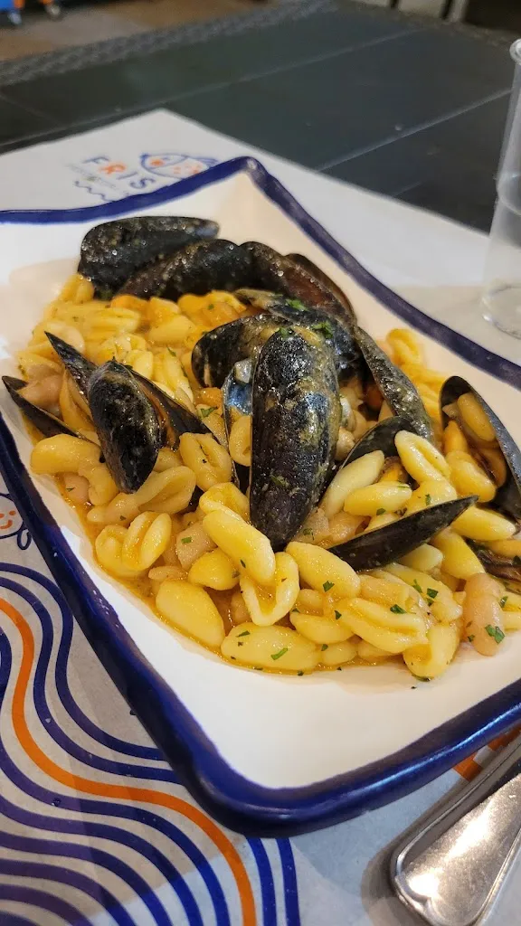 Roberto Catucci_Frishk - Pescatori in cucina_Castellaneta_review