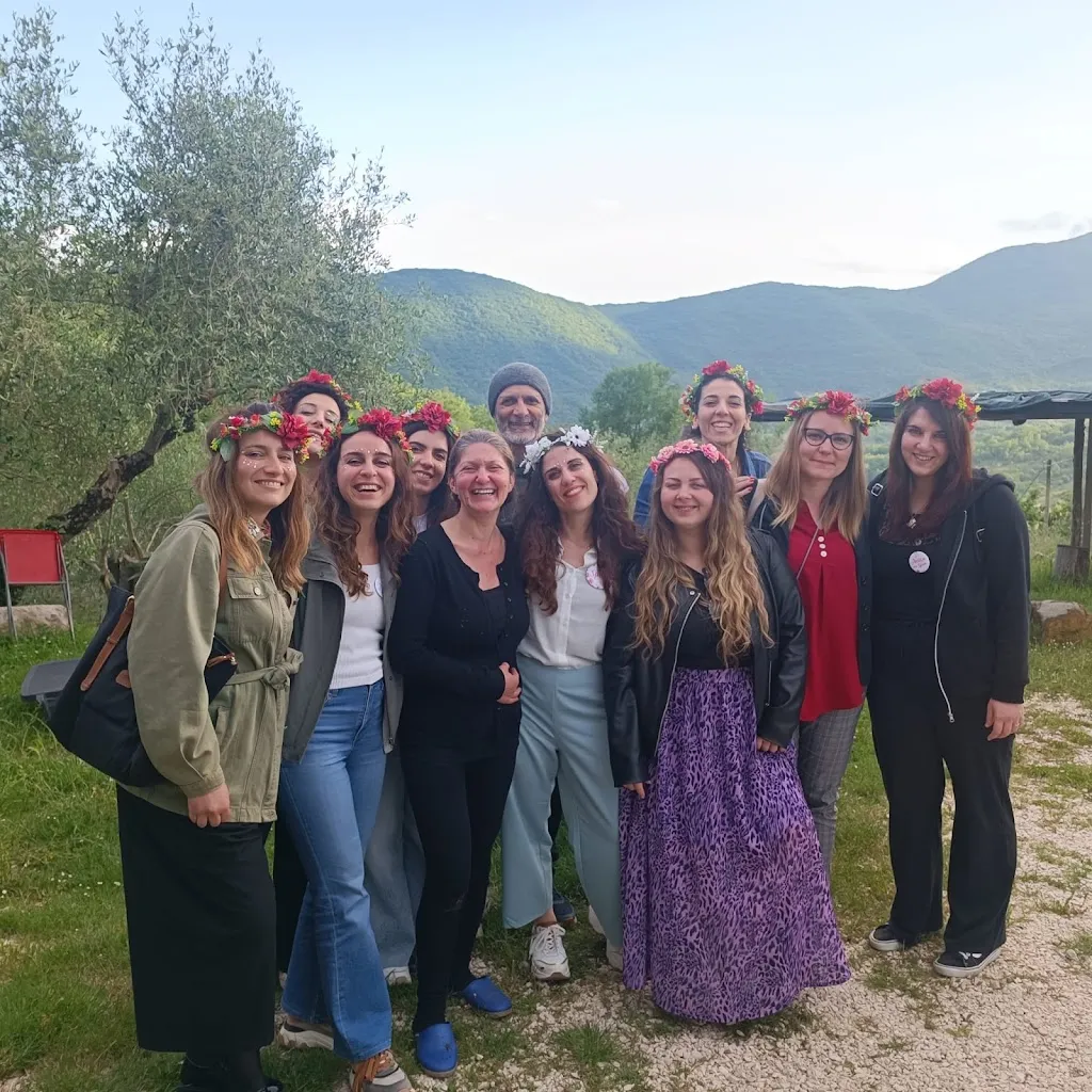 Yuri Perla_casale rurale verde collese_Colli a Volturno_review