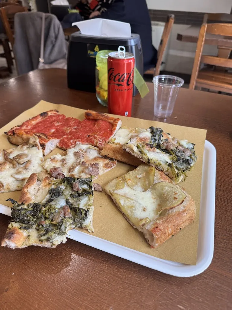 Laney Dale_Pizzeria Lo Scoiattolo_Colli a Volturno_review