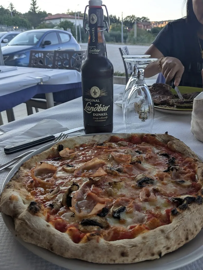 Bruce Conrad_Pizzeria Free Time_Ferrazzano_review