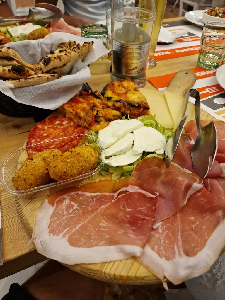 Angelo D'Agostino_Delì Cious_Gildone_review