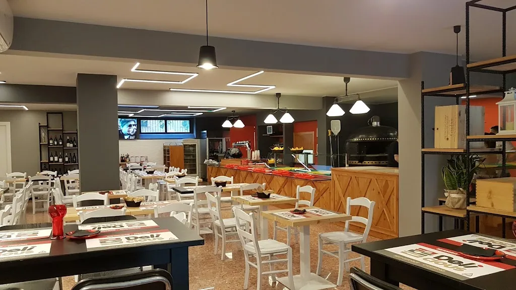 Delì Cious restaurant in Gildone