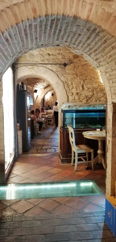 Osteria O' Pizzaiuolo - Le Segrete del '700_Isernia_slider_image_3