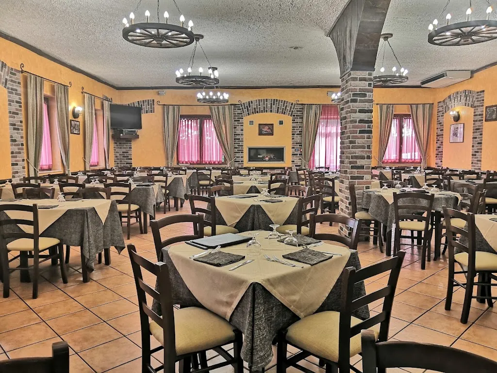 Pizzeria Ciocca restaurant in Jelsi