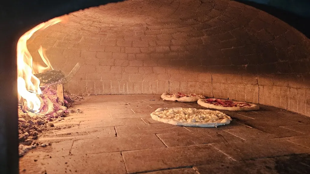 Vecchia Taverna_Macchia d'Isernia_slider_image_2