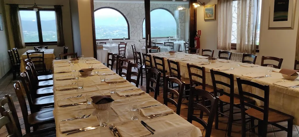 Elicriso Ristorante_Macchia d'Isernia_slider_image_1