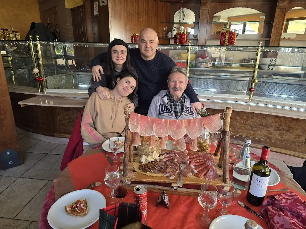 Paolo Cremonesi_Ristorante pizzeria “Miralago”_Macchia Valfortore_review