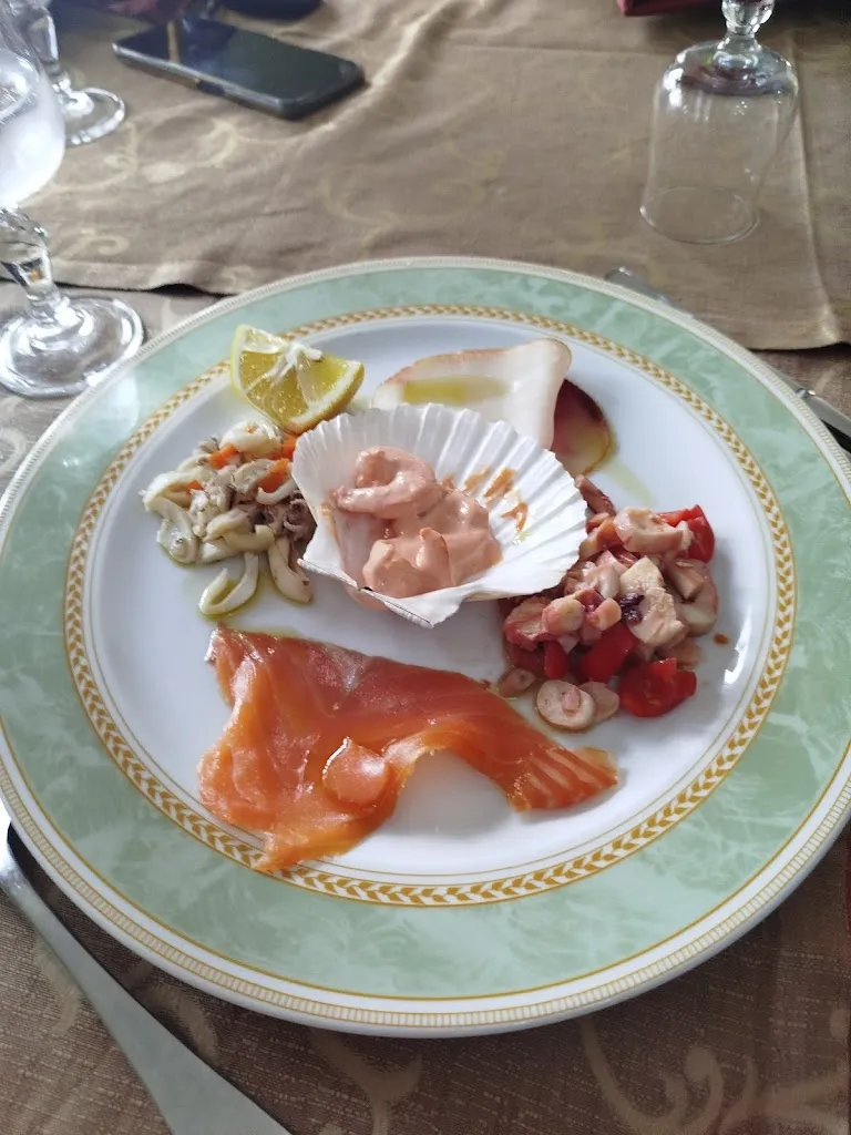 Ristorante pizzeria “Miralago”_Macchia Valfortore_slider_image_3