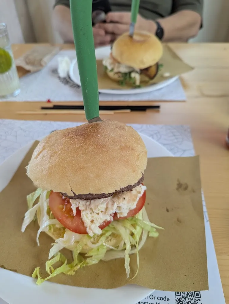 Katrina Bowling-Bergman_Il Chiosco nel Bosco_Montecilfone_review