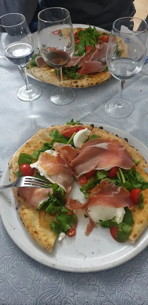 J Harley_Il Giardinetto Del Volturno Taverna Ravindola_Montaquila_recensione