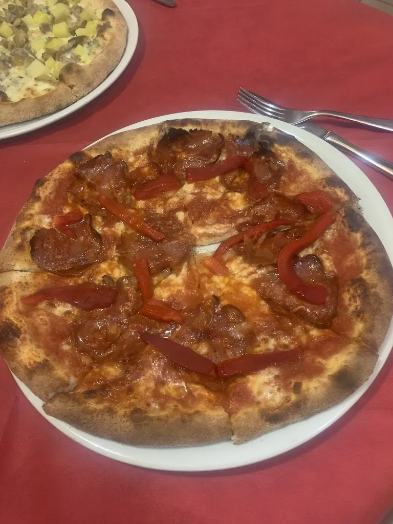 Han Guichi_Ristorante Casa Nuova_Montenero Val Cocchiara_review