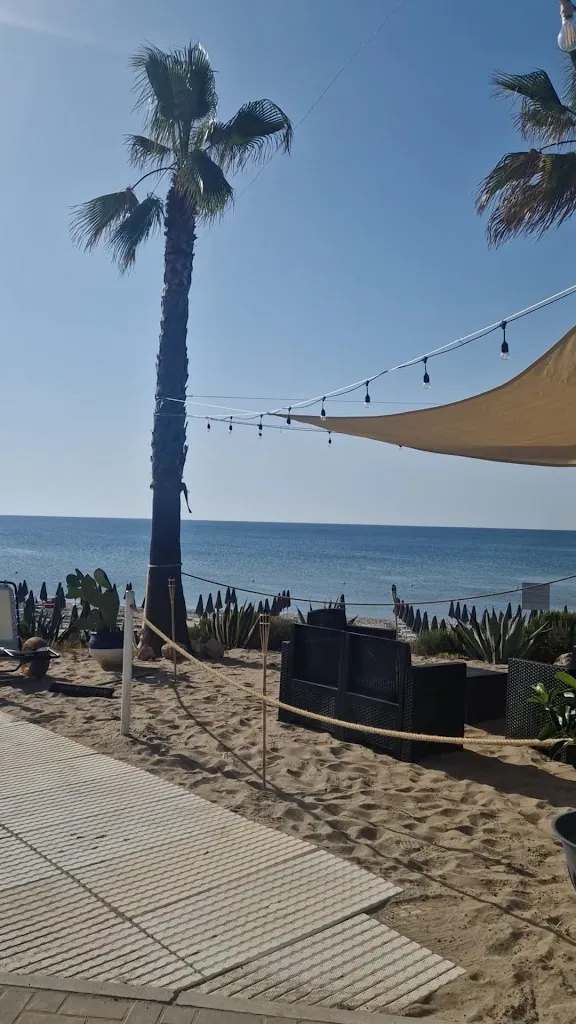 Cristina Rodrigues_Bloom Beach Ristorante_Castellaneta_review