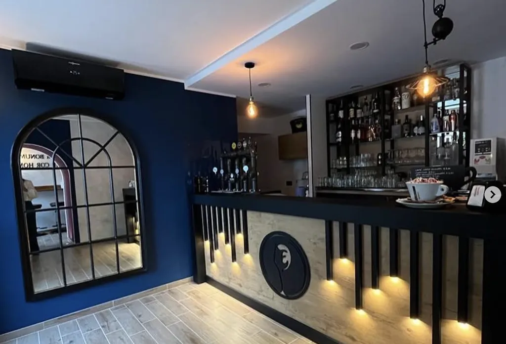 Pentria - Bar Food Wine restaurant in Montemitro