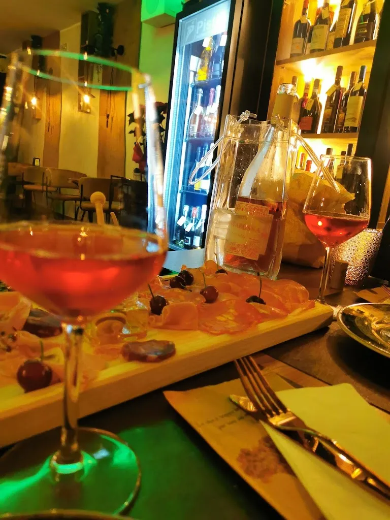 Pentria - Bar Food Wine_Montemitro_slider_image_3