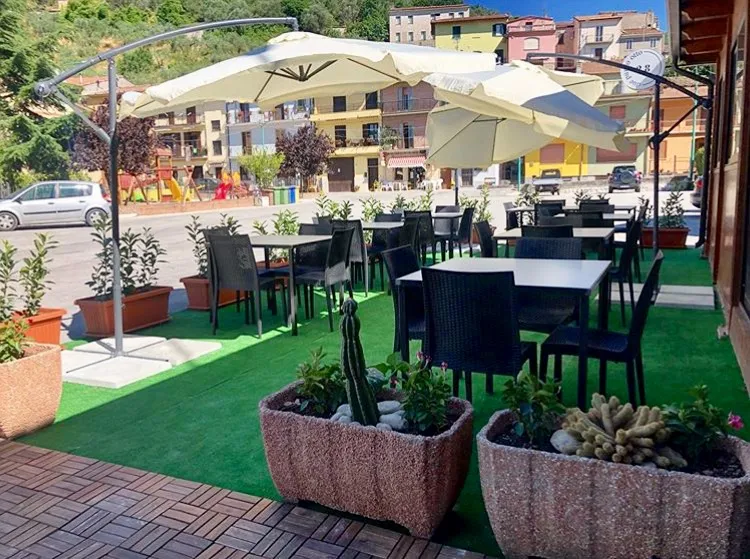 Duepuntootto pizzeria_Monteroduni_slider_image_1