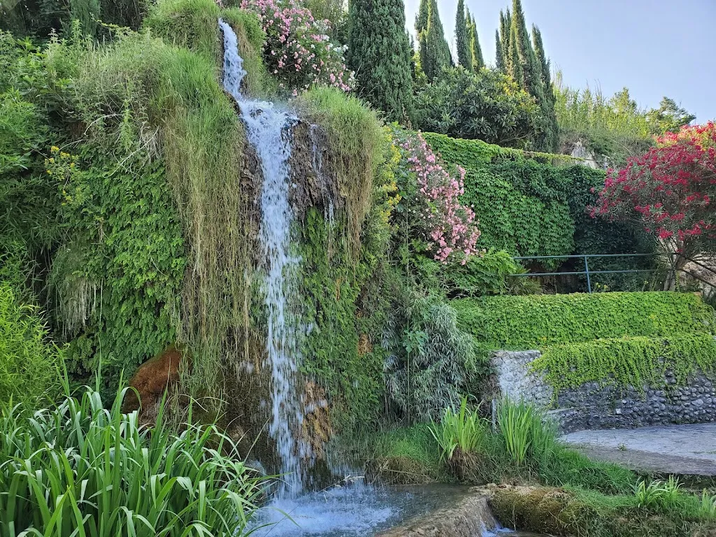 Le Cascate_Monteroduni_slider_image_3