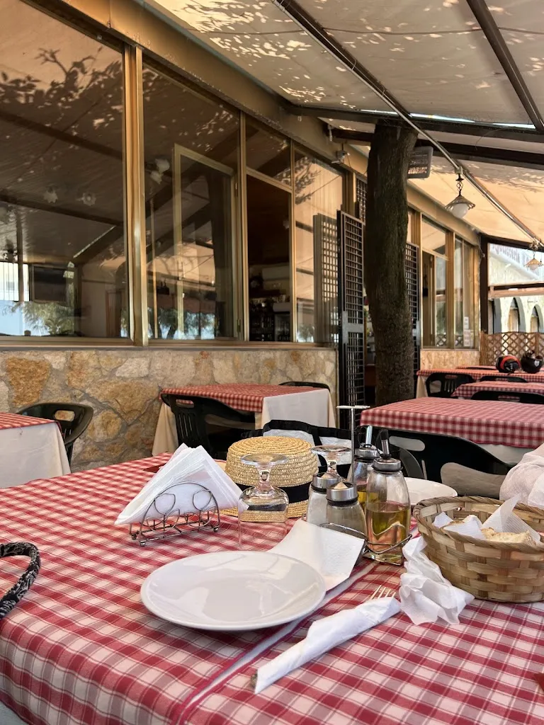 Дарина Яценко_Il Pizzone Rosticceria_Pizzone_recensione