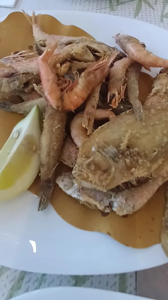 Il Faro Bar Restaurant Bistrot_Petacciato_slider_image_2