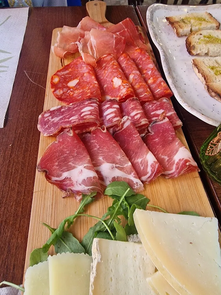 Paolo Bisanti_La Mangiatoia_Portocannone_review