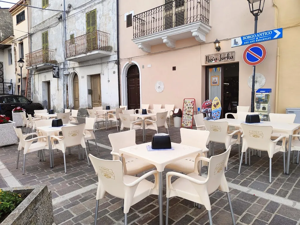 Nova Jorka restaurant in Portocannone