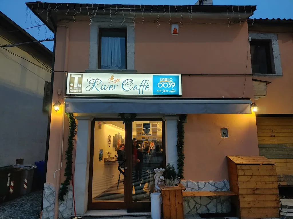 River Caffè restaurant in Rionero Sannitico