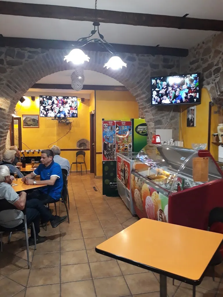 Bar gli Archi_Roccamandolfi_slider_image_1