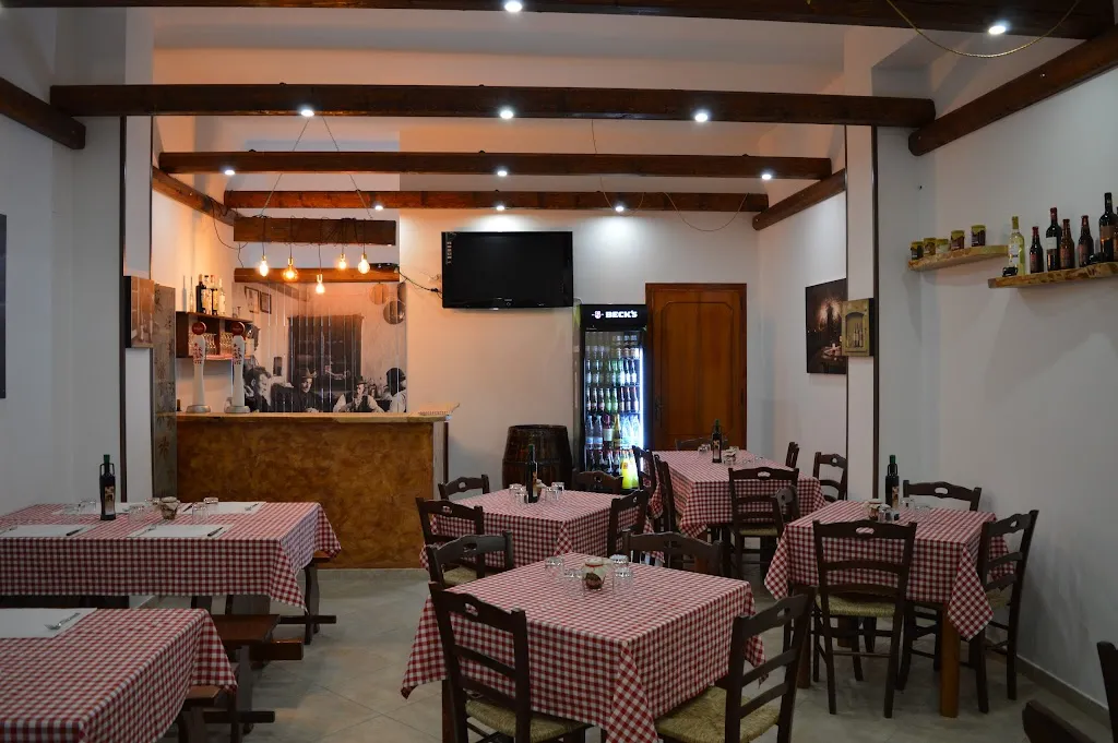 Braceria,Macelleria,Osteria del Macellaio restaurant in Castrignano del Capo
