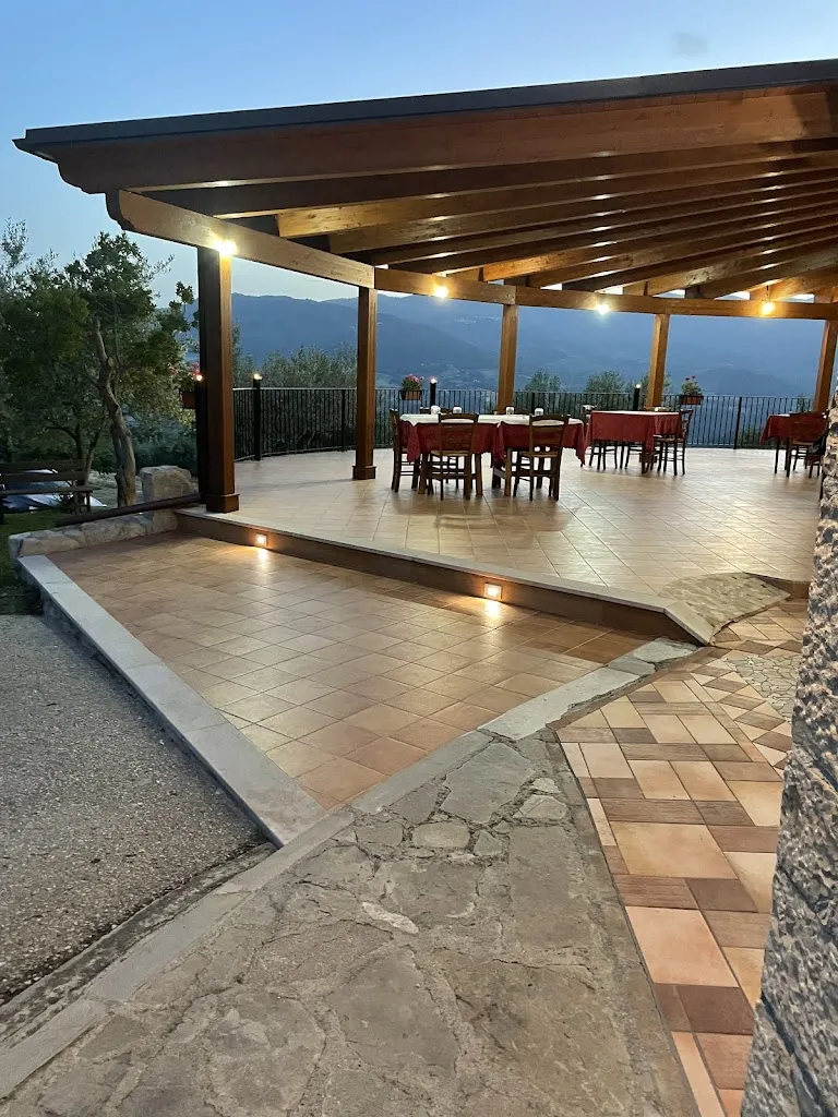 Il Prato degli Ulivi restaurant in Roccavivara
