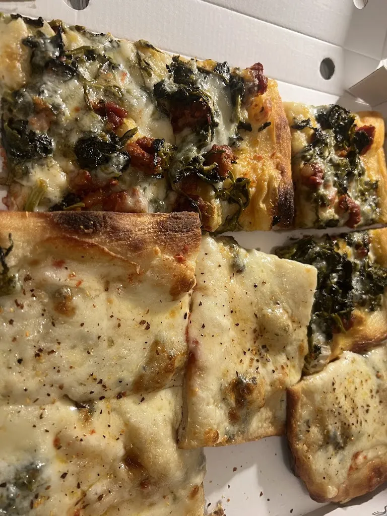 Kime Buzzelli_Pizza Pazza da Gabriele_Roccavivara_review