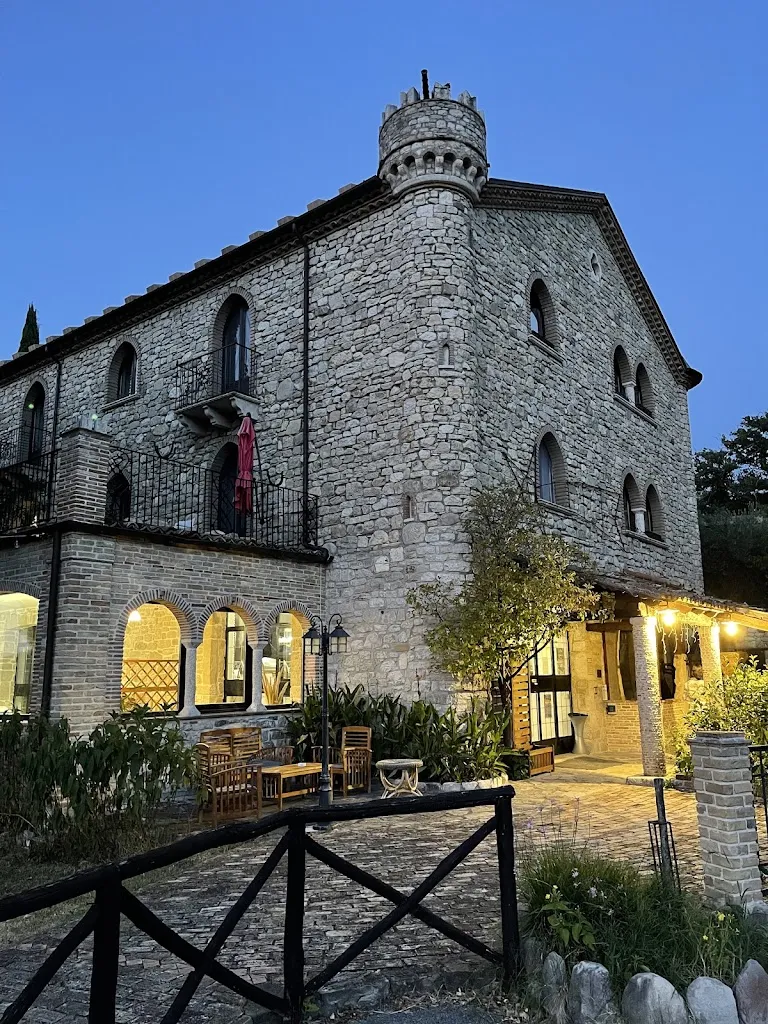 Beau Rosewood_Hotel Lo Smeraldo_Roccavivara_review