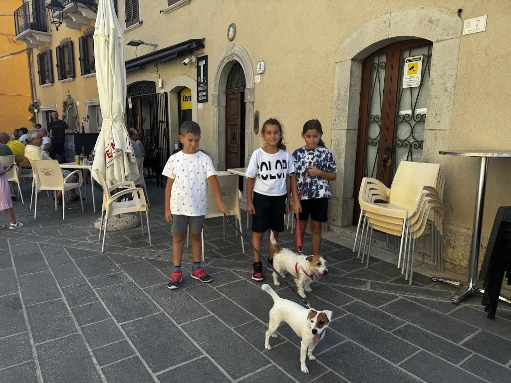 Central Bar_Roccavivara_slider_image_3